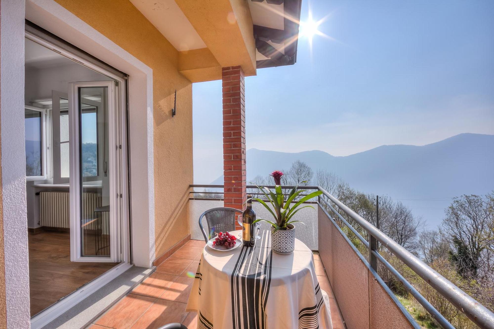 Ca' Gina Panoramica - Monte Bre - Happy Rentals Lugano Eksteriør billede